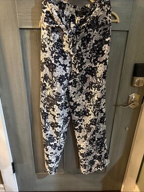 Ann Taylor Black and White Floral Pull-On Pants